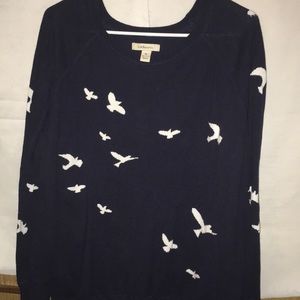 Long sleeve lightweight sweater